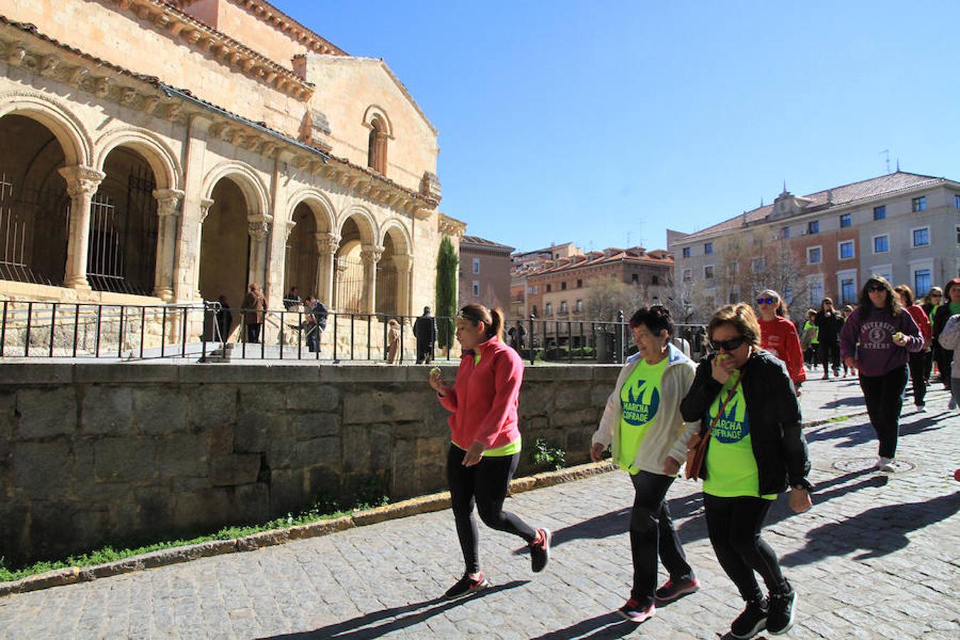 Marcha cofrade en Segovia