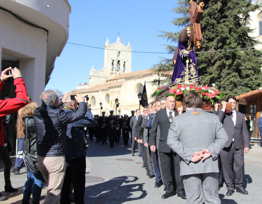 Entrega de la medalla de oro de la ciudad a la cofradia de los nazarenos de Palencia