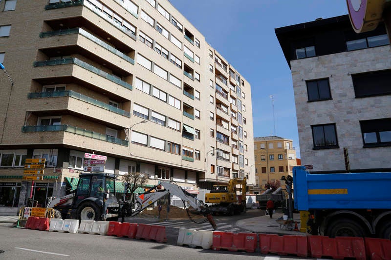 Obras del colector en la avenida Castilla de Palencia