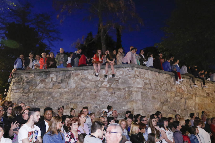 Procesión del Cristo de Los Doctrinos en Salamanca