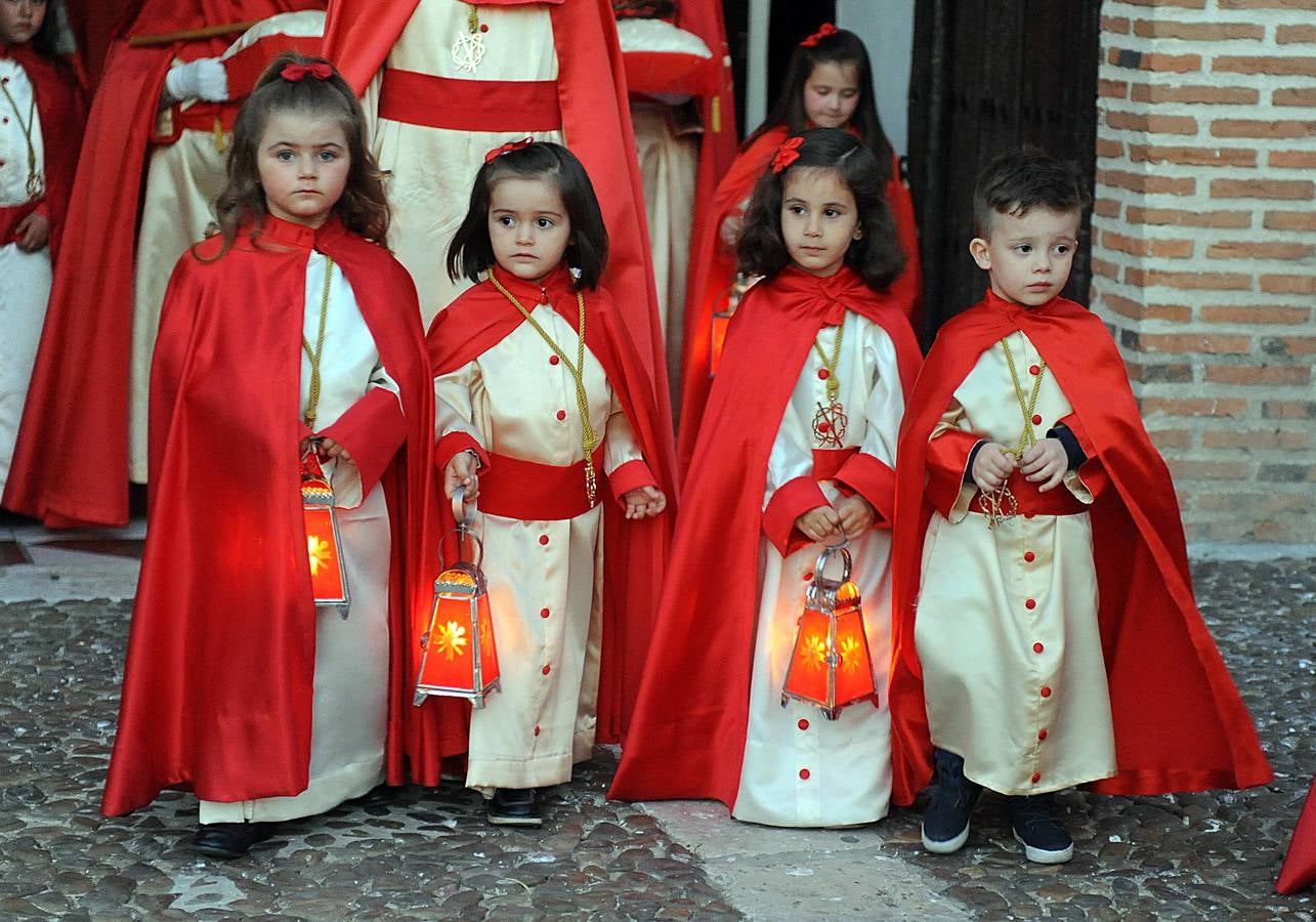 Procesión de la Vera Cruz en Nava del Rey (Valladolid)