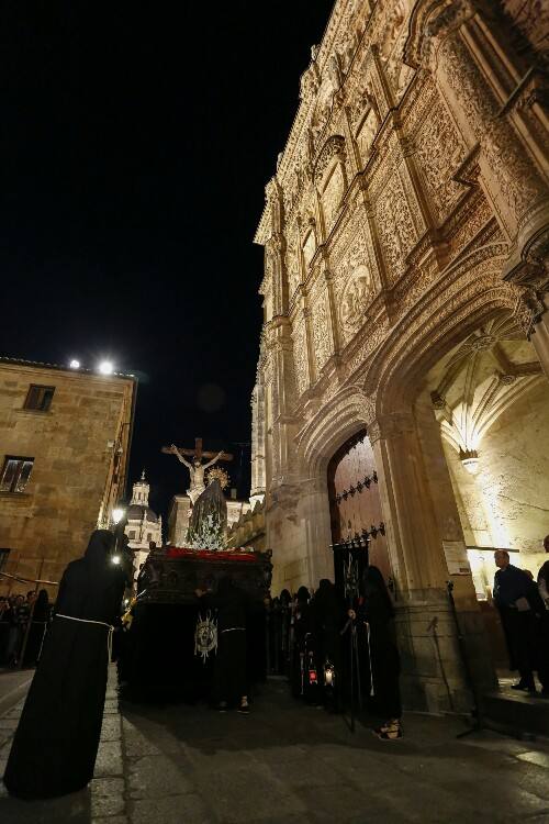 Procesión del Silencio de la Hermandad Universitaria de Salamanca