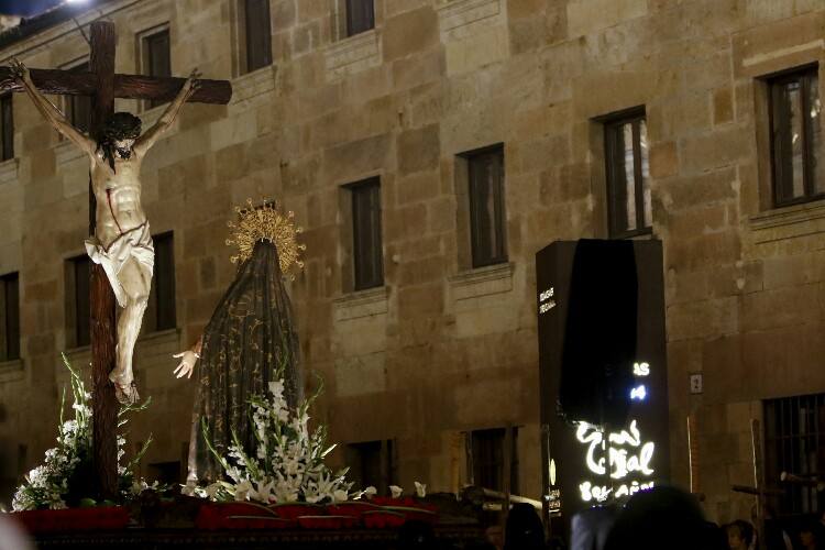 Procesión del Silencio de la Hermandad Universitaria de Salamanca