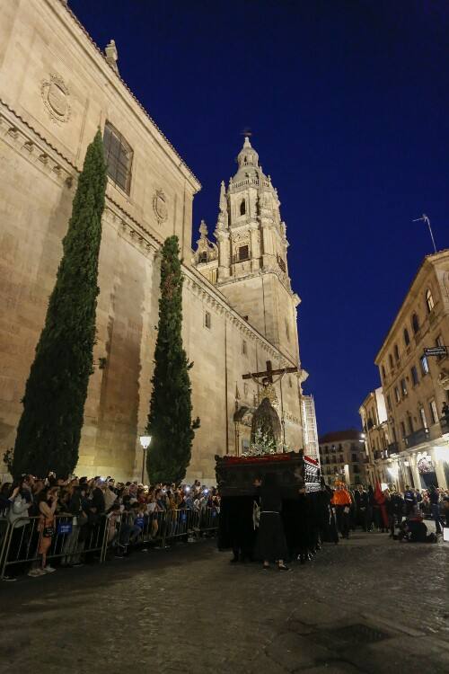 Procesión del Silencio de la Hermandad Universitaria de Salamanca