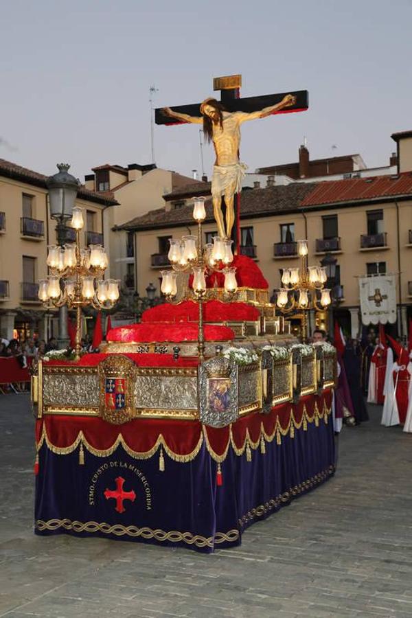 Procesión del Santo Vía Crucis de Palencia