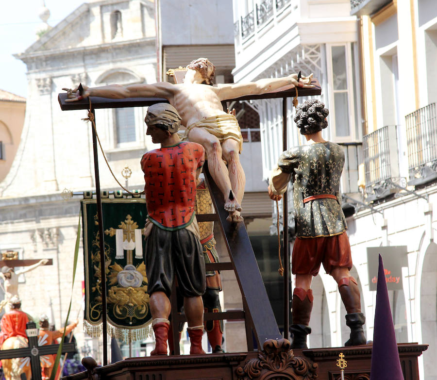 Procesión de Los Pasos en Palencia (1/2)