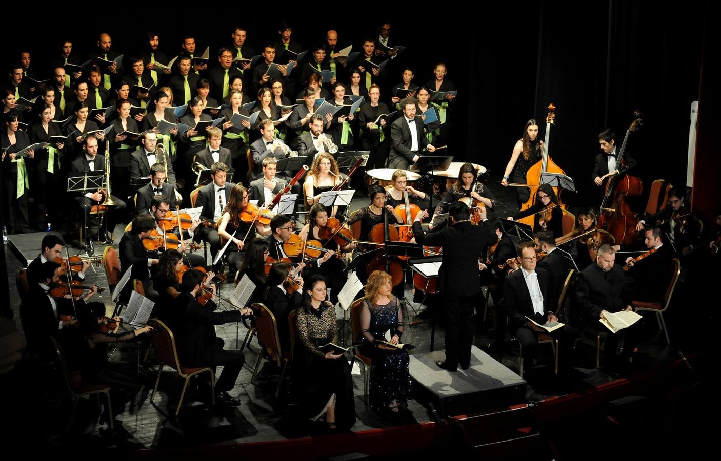 La Orquesta Filarmónica de Valladolid en el &#039;Réquiem en Re menor&#039; de Mozart, en el Teatro Carrión