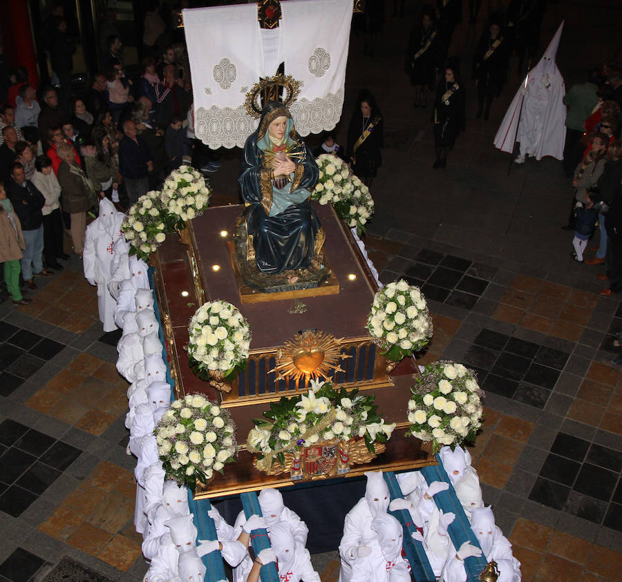 Procesión de la Virgen de la Soledad en Palencia