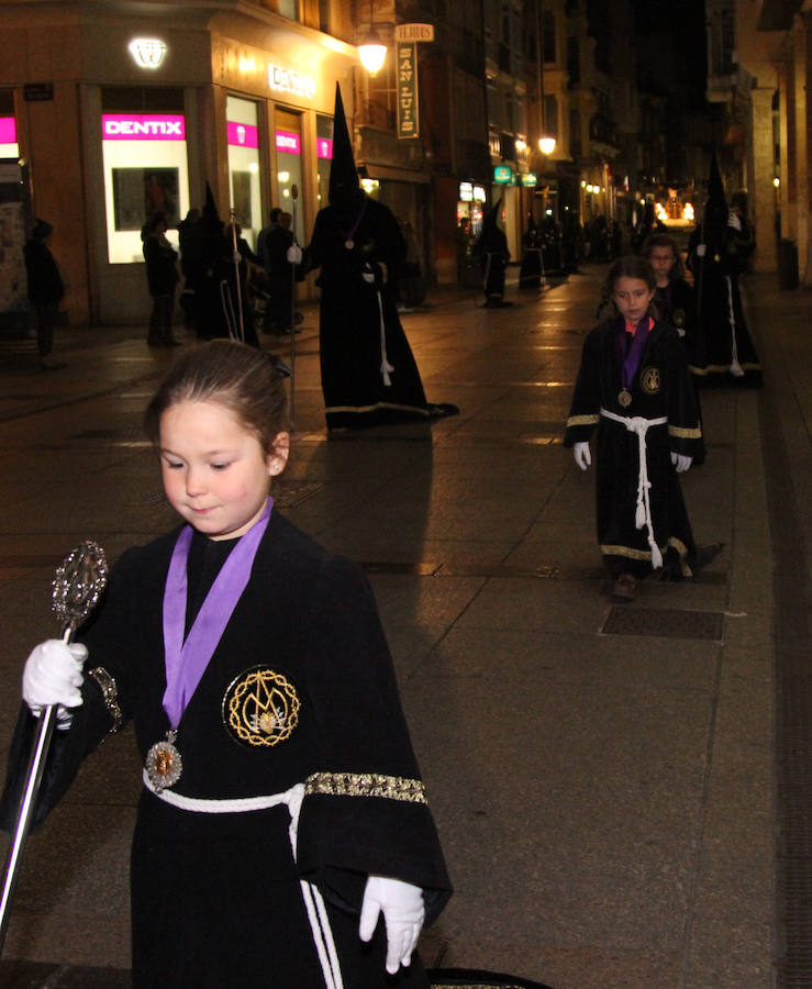 Procesión de la Virgen de la Soledad en Palencia