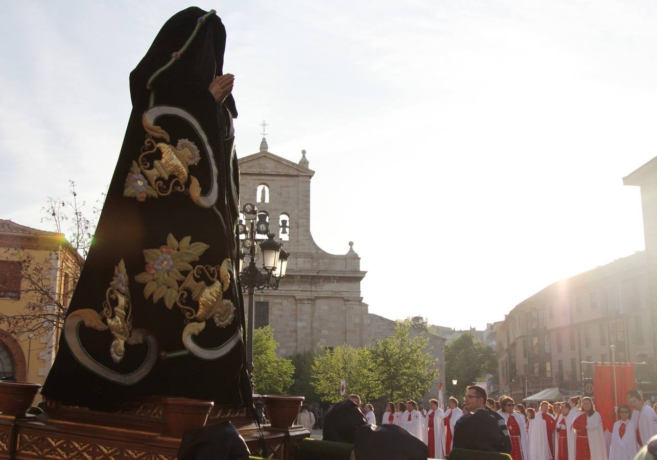 El Rompimineto del Velo pone fin a la Semana Santa palentina