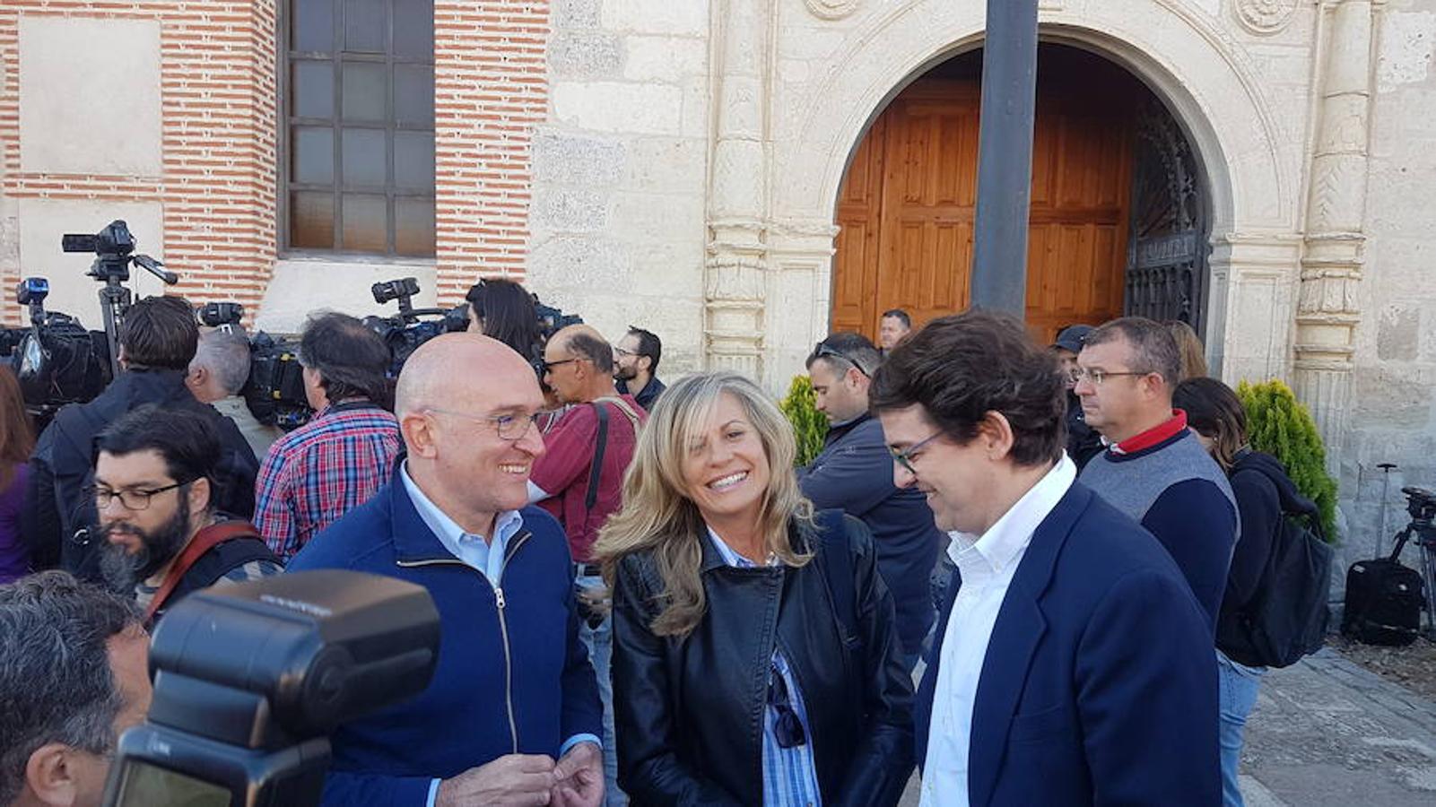 Personalidades del mundo de la política y la sociedad en la Fiesta de Villalar