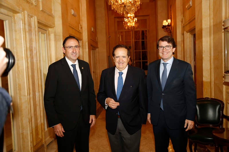 El alcalde de Palencia, Alfonso Polanco, participa en el foro Smart City en el Ritz de Madrid