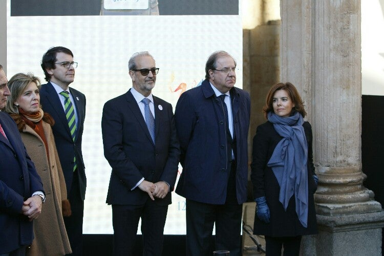 La vicepresidenta del Gobierno, Soraya Sáenz de Santamaría, inaugura la exposición de Miquel Barceló en Salamanca