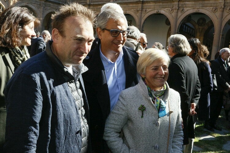 Miquel Barceló realiza una performance en el Colegio Arzobispo Fonseca de Salamanca