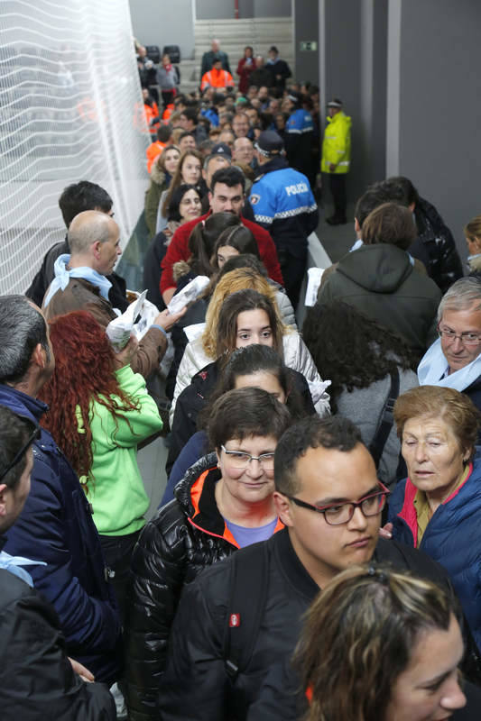 La pedrea del pan y el quesillo en Palencia 1/2