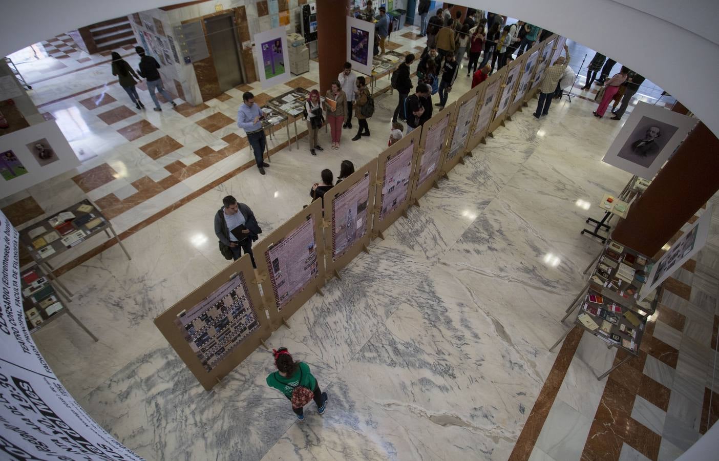 Exposición sobre la influencia hispana en Estados Unidos en la Facultad de Filosofía y Letras