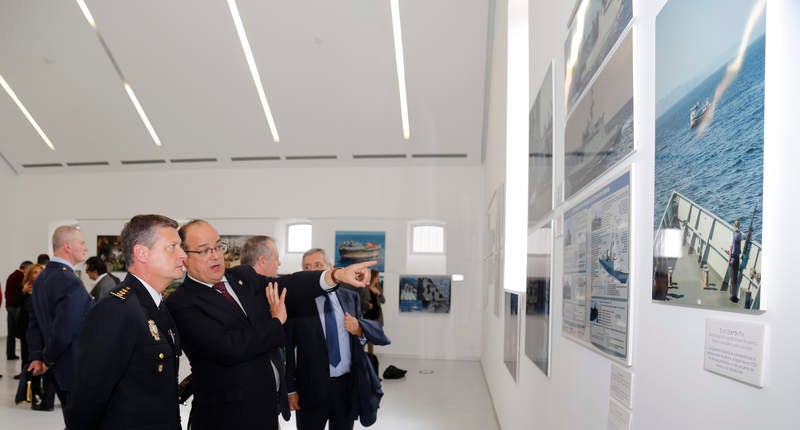 Inauguración de la exposición &#039;Misión Atalanta: La lucha contra la piratería en el Índico&#039; en el Centro Cultural Lecrác de Palencia