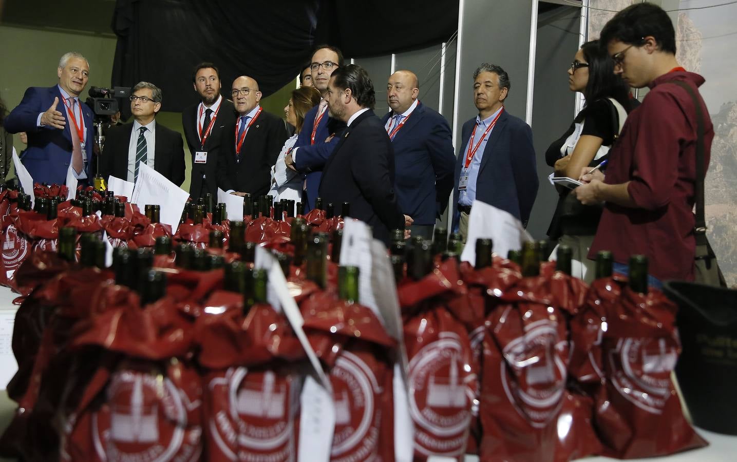 Arrancan en la Feria Internacional de Valladolid las catas a ciegas del Concurso Mundial de Bruselas