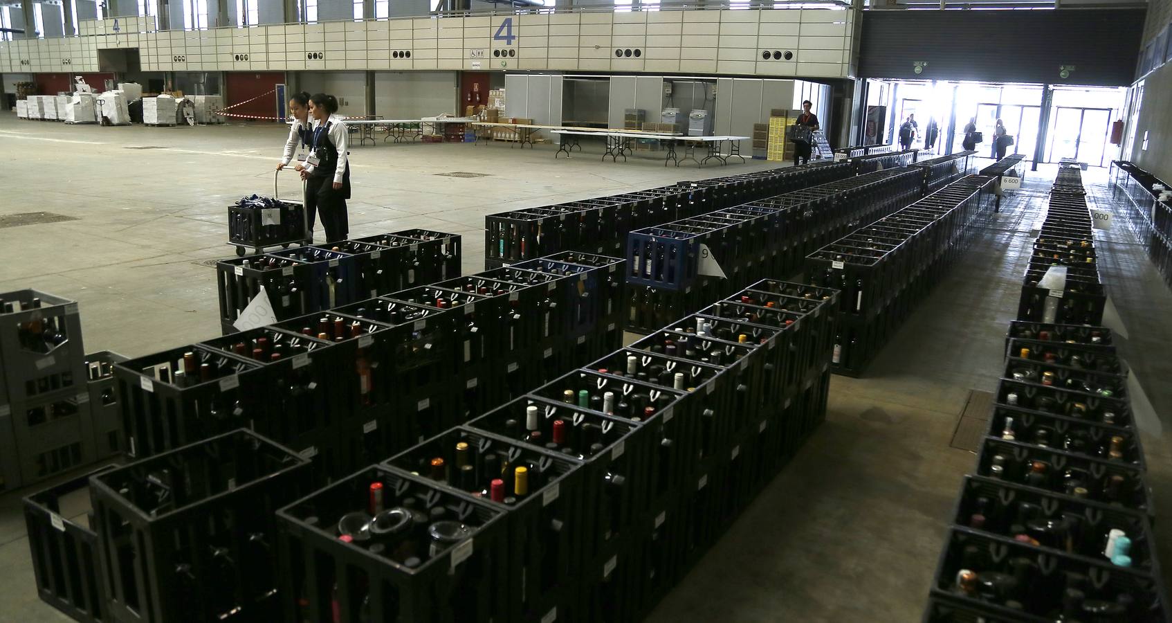 Arrancan en la Feria Internacional de Valladolid las catas a ciegas del Concurso Mundial de Bruselas