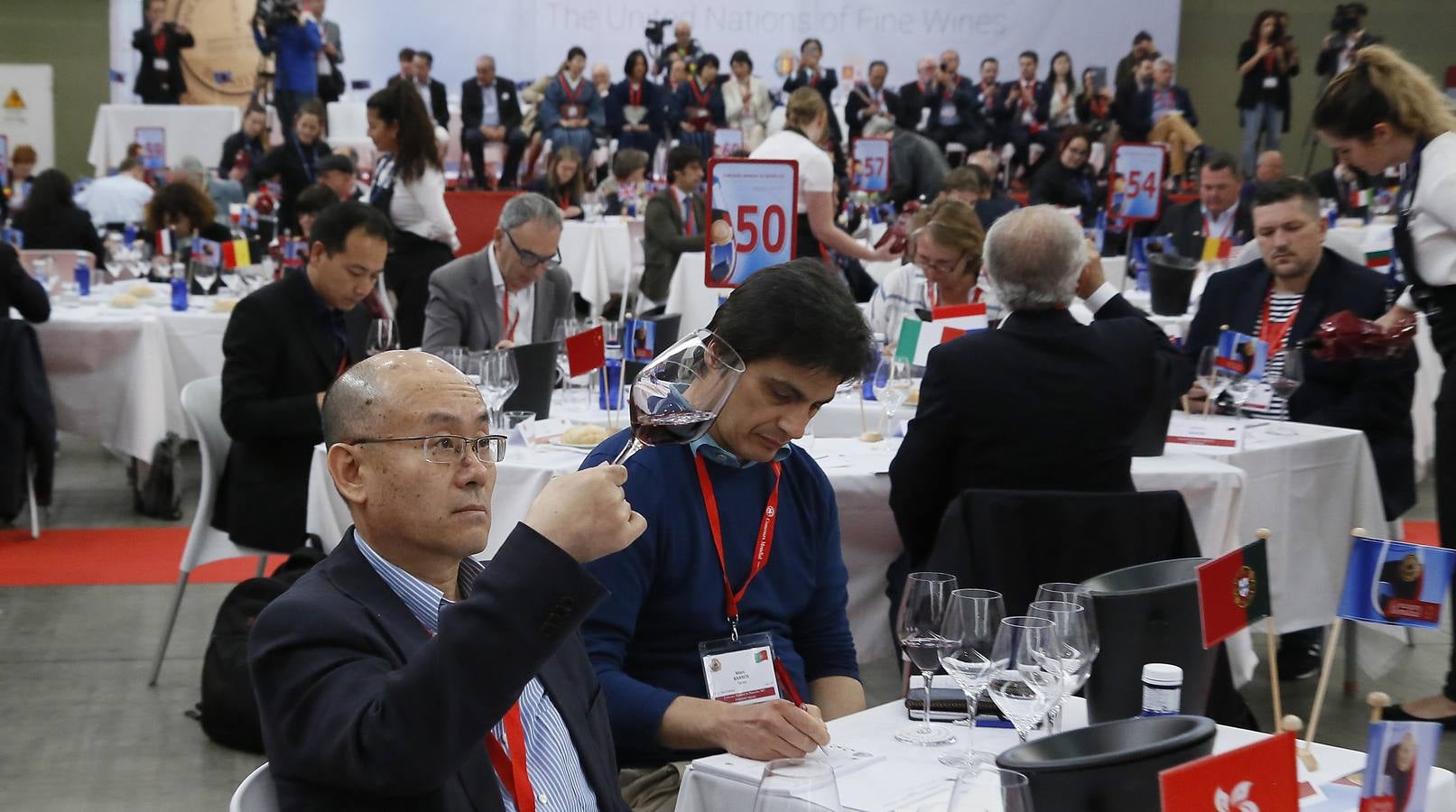 Arrancan en la Feria Internacional de Valladolid las catas a ciegas del Concurso Mundial de Bruselas