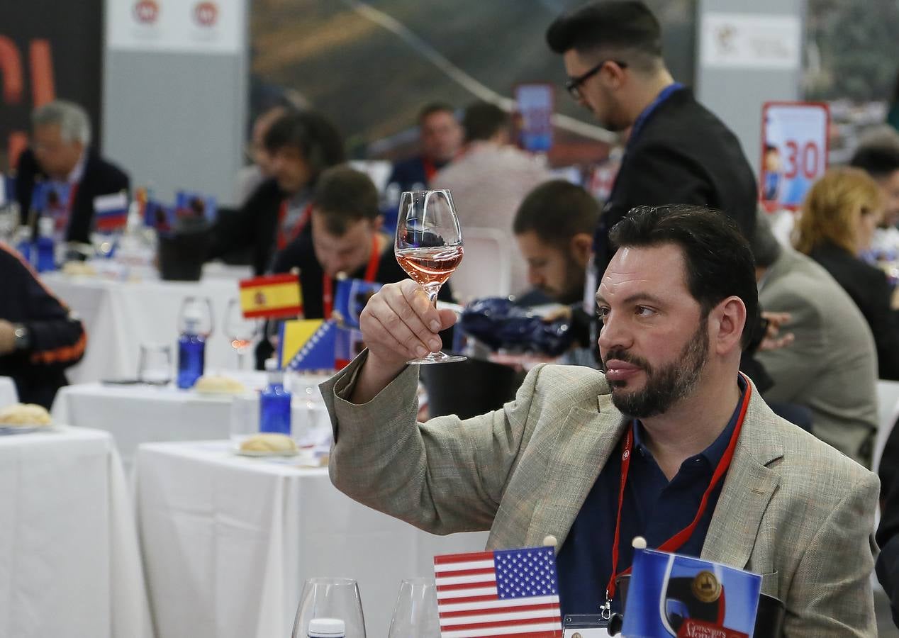 Arrancan en la Feria Internacional de Valladolid las catas a ciegas del Concurso Mundial de Bruselas