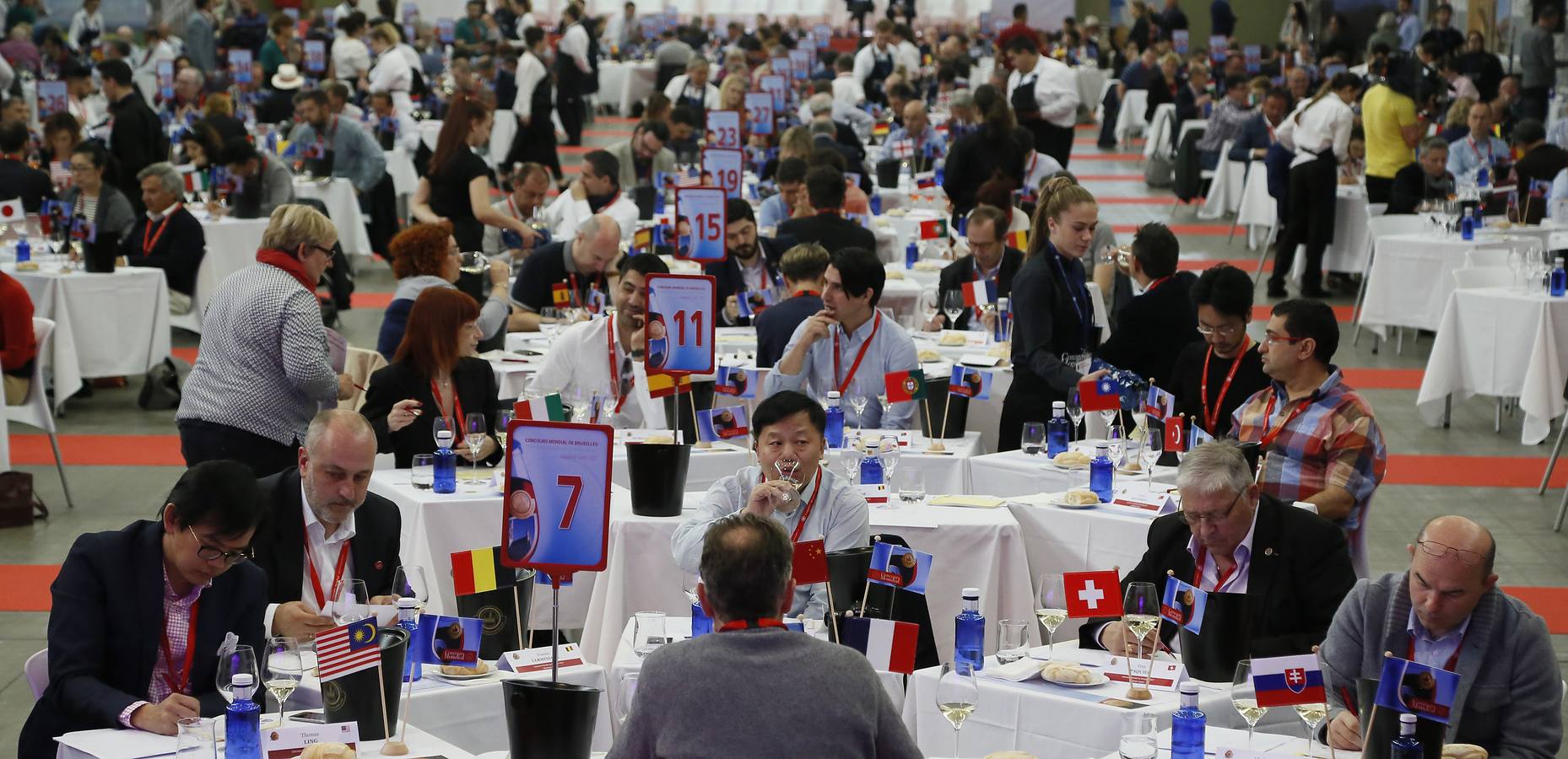 Arrancan en la Feria Internacional de Valladolid las catas a ciegas del Concurso Mundial de Bruselas
