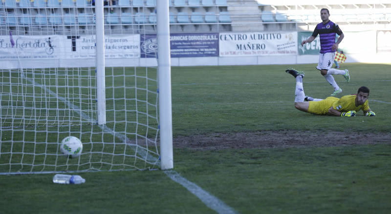 El Deportivo Palencia consuma su descenso ante el Guijuelo