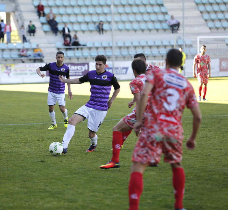 El Deportivo Palencia consuma su descenso ante el Guijuelo