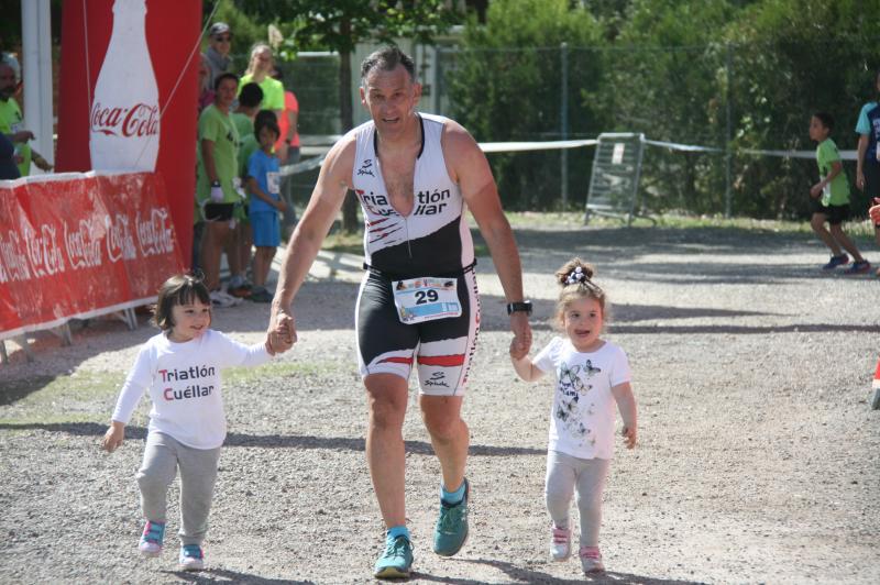 V Carrera Solidaria El Campo en Sanchonuño (1/2)
