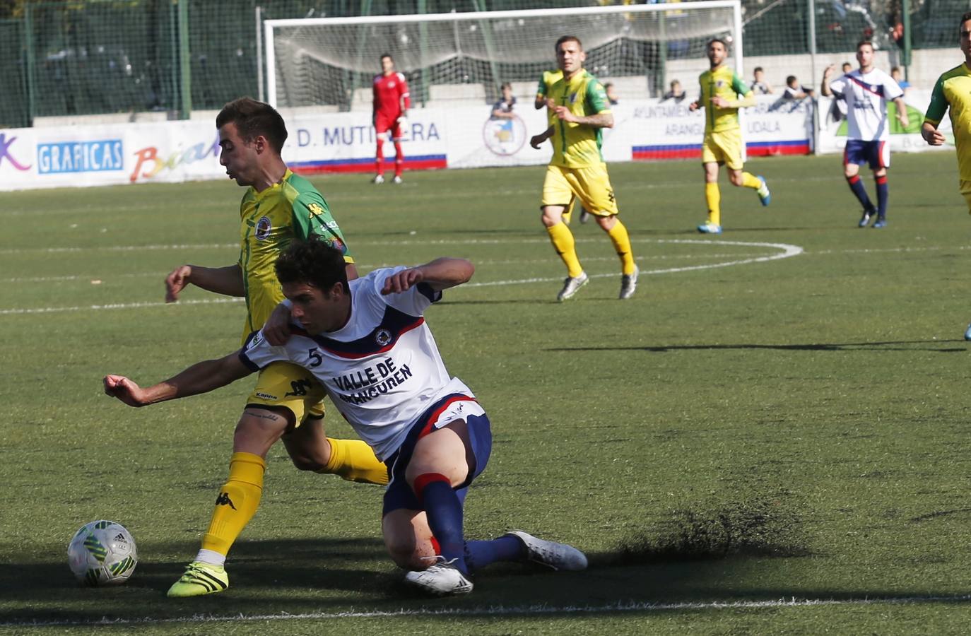 El Deportivo Palencia se mide al Mutilvera sin poder hacer ya nada por su salvación (2-1)