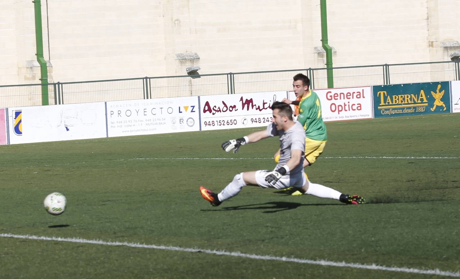 El Deportivo Palencia se mide al Mutilvera sin poder hacer ya nada por su salvación (2-1)