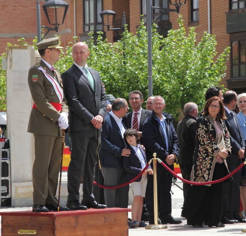 Paredes de Nava rinde honores a las Fuerzas Armadas (2/2)