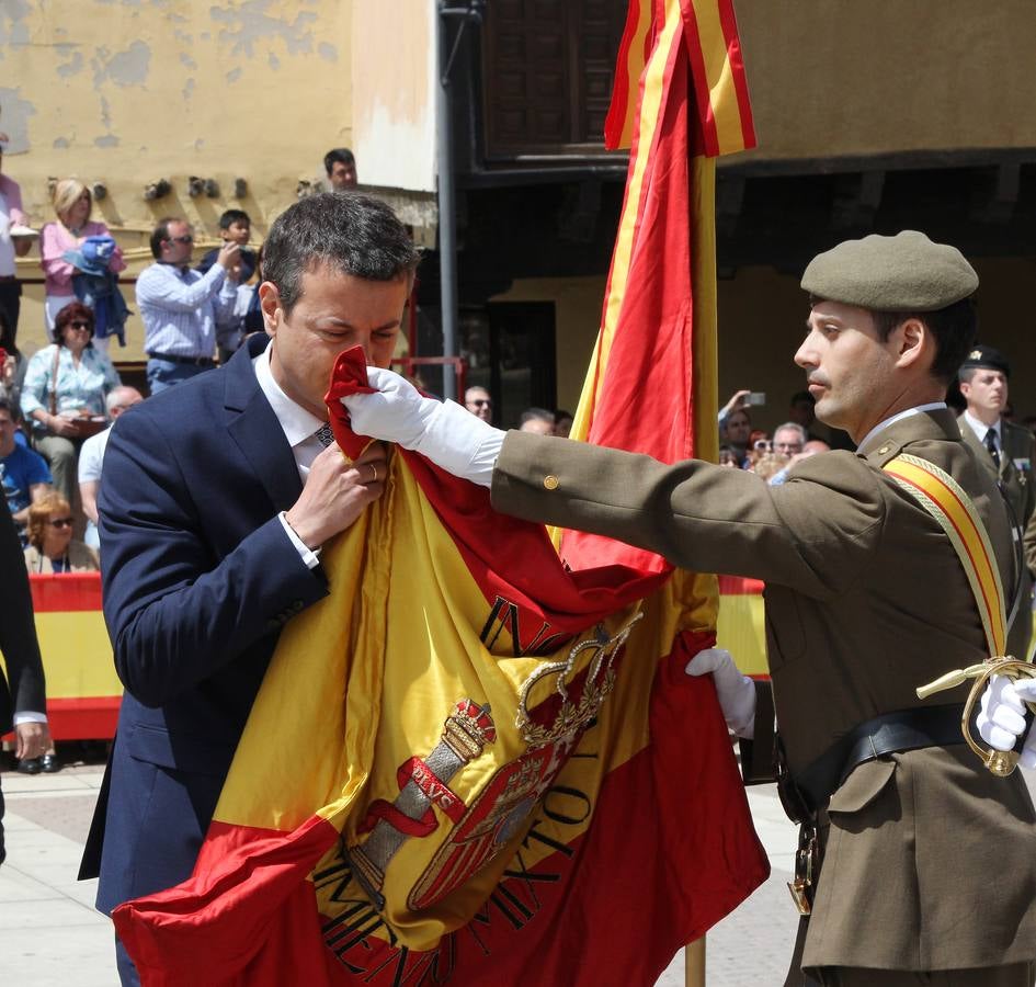 Paredes de Nava rinde honores a las Fuerzas Armadas (2/2)