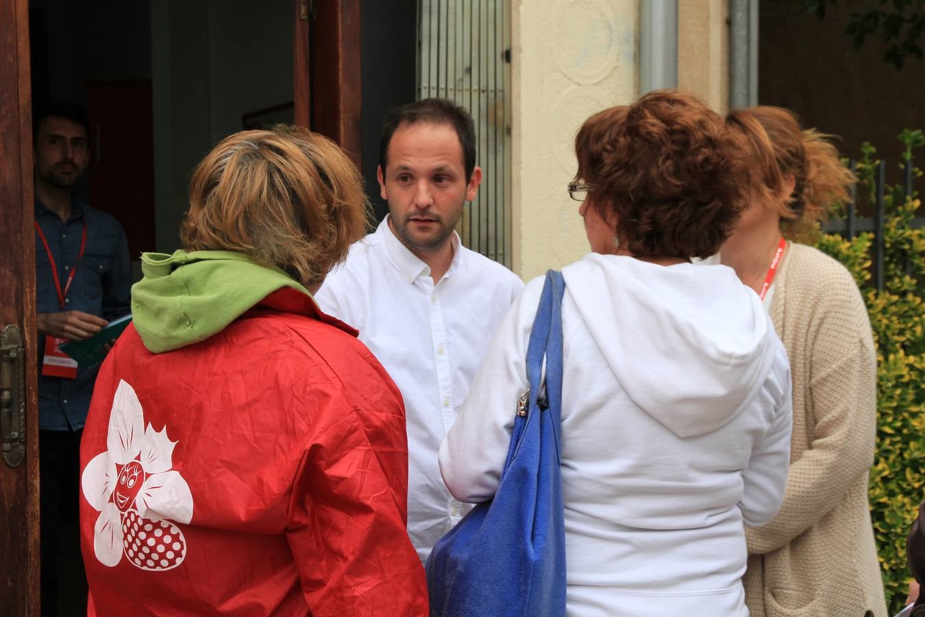 Los afiliados segovianos votan en las primarias del PSOE