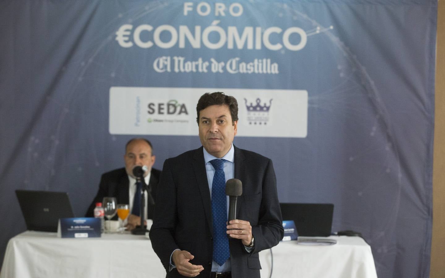 Carlos Fernández Carriedo, en el Foro Económico de El Norte de Castilla de Palencia