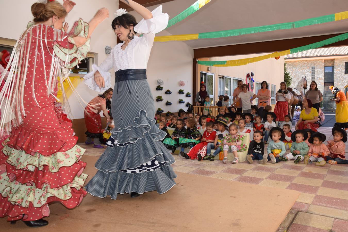 Feria de Abril en la guardería de Guardo (Palencia)