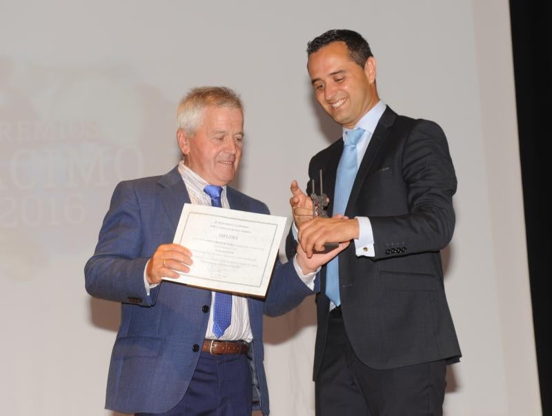 Entrega de los Premios Racimo en Serrada