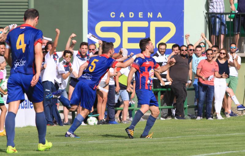 La Gimástica Segoviana asciende a Segunda División B (1/2)