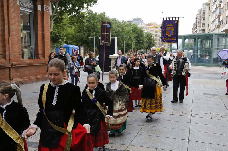 Festival de danzas y paseo por la Calle Mayor