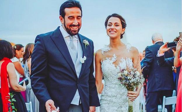 Inés Arrimadas ha publicado en Instagram una foto de su boda el año pasado. 