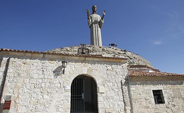 El centro de interpretación de Victorio Macho, situado a los pies del Cristo del Otero que el artista diseñó. 