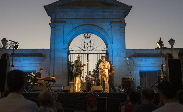 King Solomon Hicks en el Festival La Granjazz en La Granja de San Ildefonso, Segovia. 