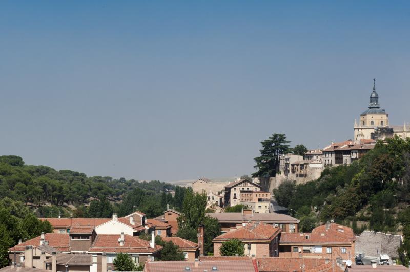 Imágenes del humo en Castilla y León por el incendio de Orense