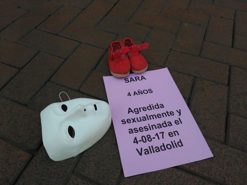 Concentración en Fuente Dorada por la niña de cuatro años que muere maltratada