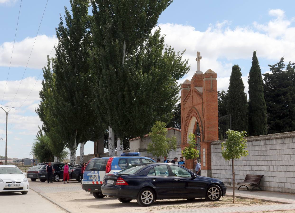 Funeral por la niña muerta por malos tratos