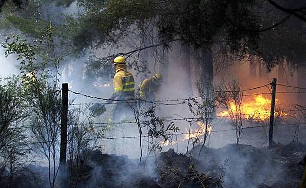Labores de extinción del incendio