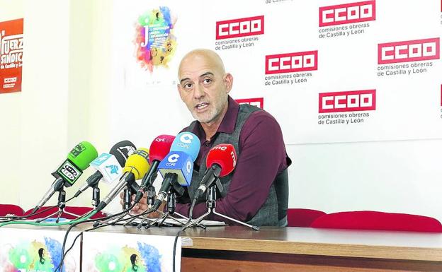 Emilio Pérez Prieto, durante su comparecencia ante los medios de comunicación.