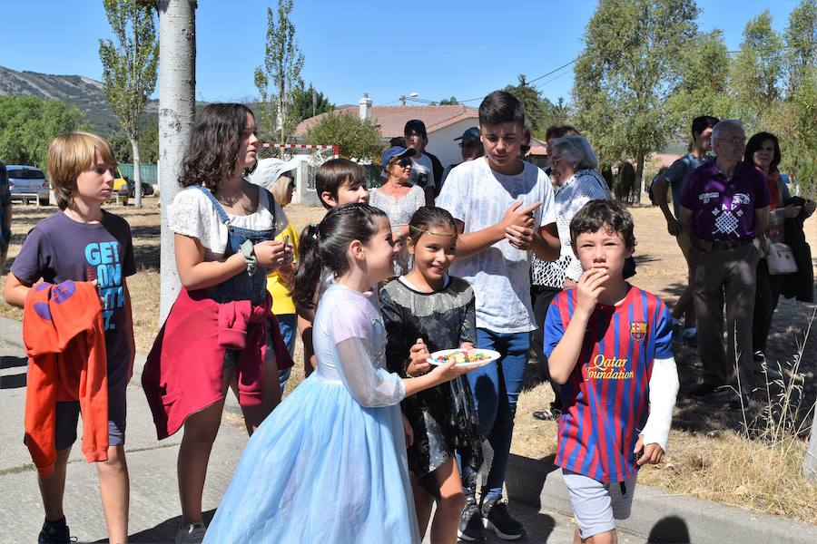 La localidad palentina celebró la fiesta de su patrón, San Lorenzo con un gran recorrido por las calles
