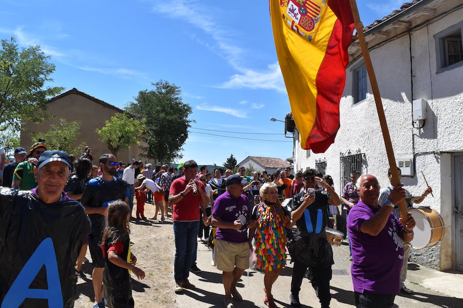 La localidad palentina celebró la fiesta de su patrón, San Lorenzo con un gran recorrido por las calles