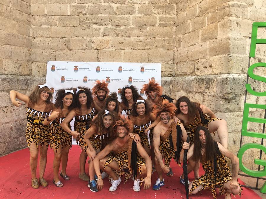 Disfraces en el comienzo de las fiestas de Cabezón de Pisuerga